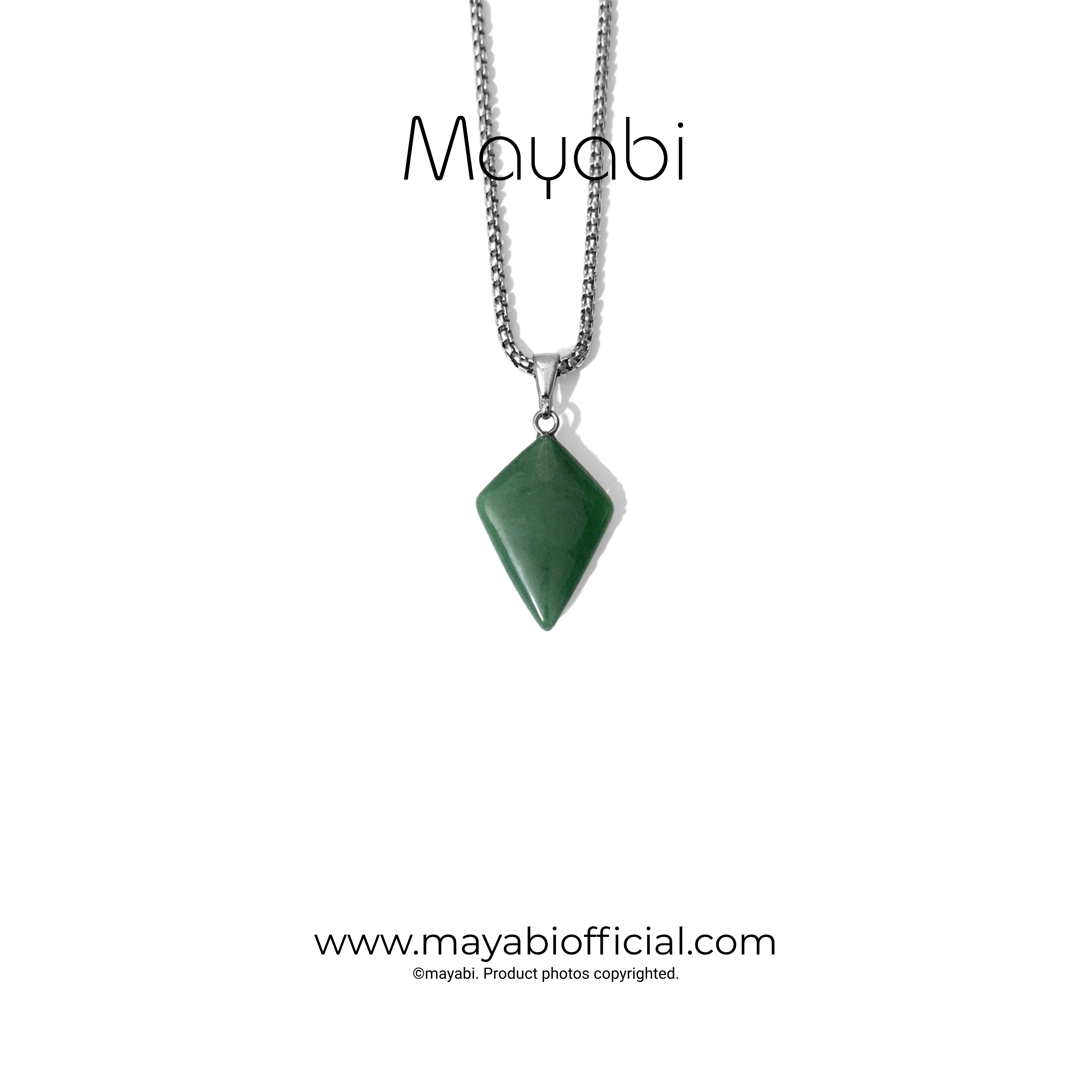 Mayabi Layla Onyx  Pendant With Chain