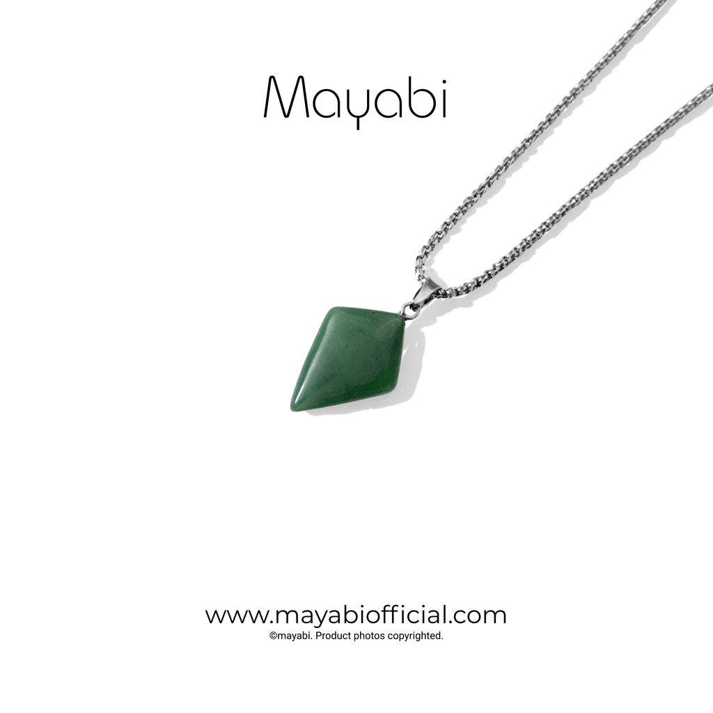 Mayabi Layla Onyx  Pendant With Chain