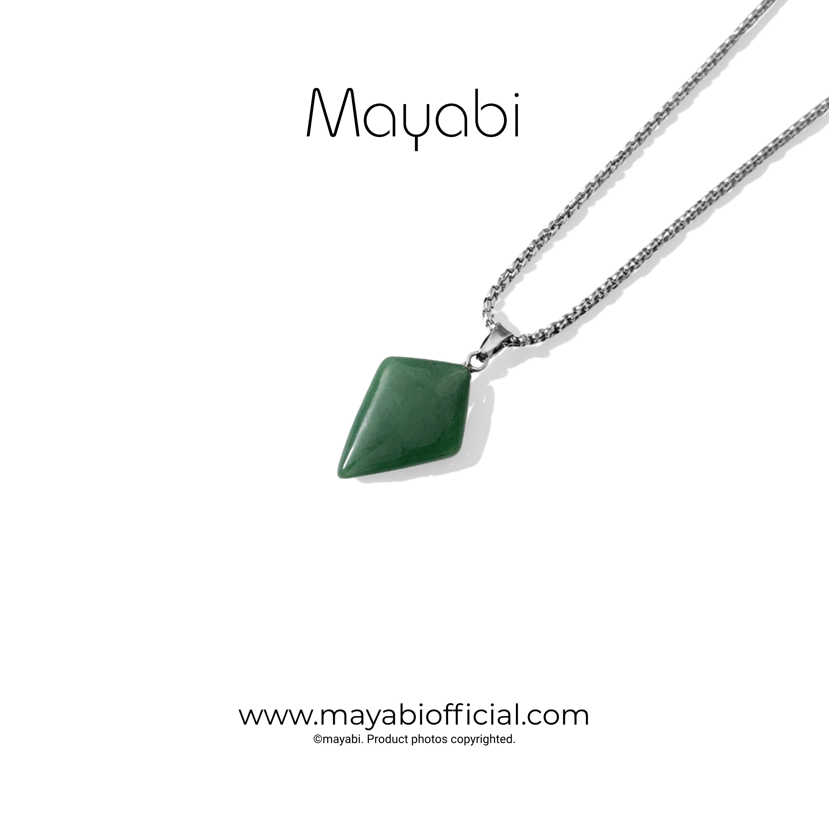 Mayabi Layla Onyx  Pendant With Chain