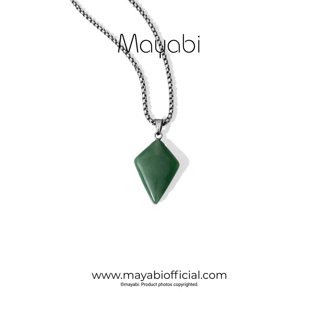 Mayabi Layla Onyx  Pendant With Chain