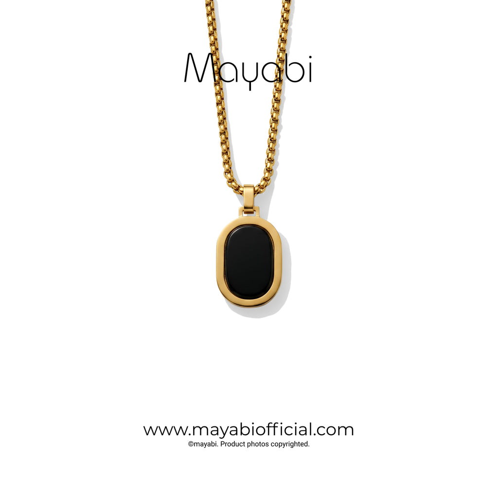 Mayabi Celine Onyx  Pendant With Chain