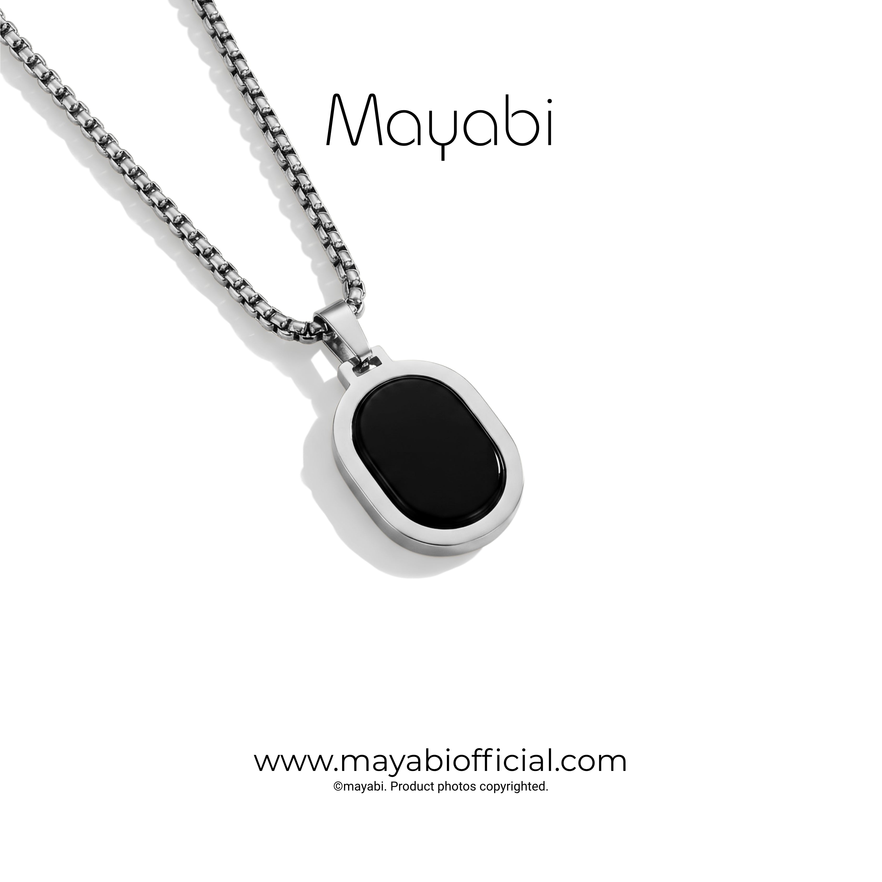Mayabi Celine Onyx  Pendant With Chain
