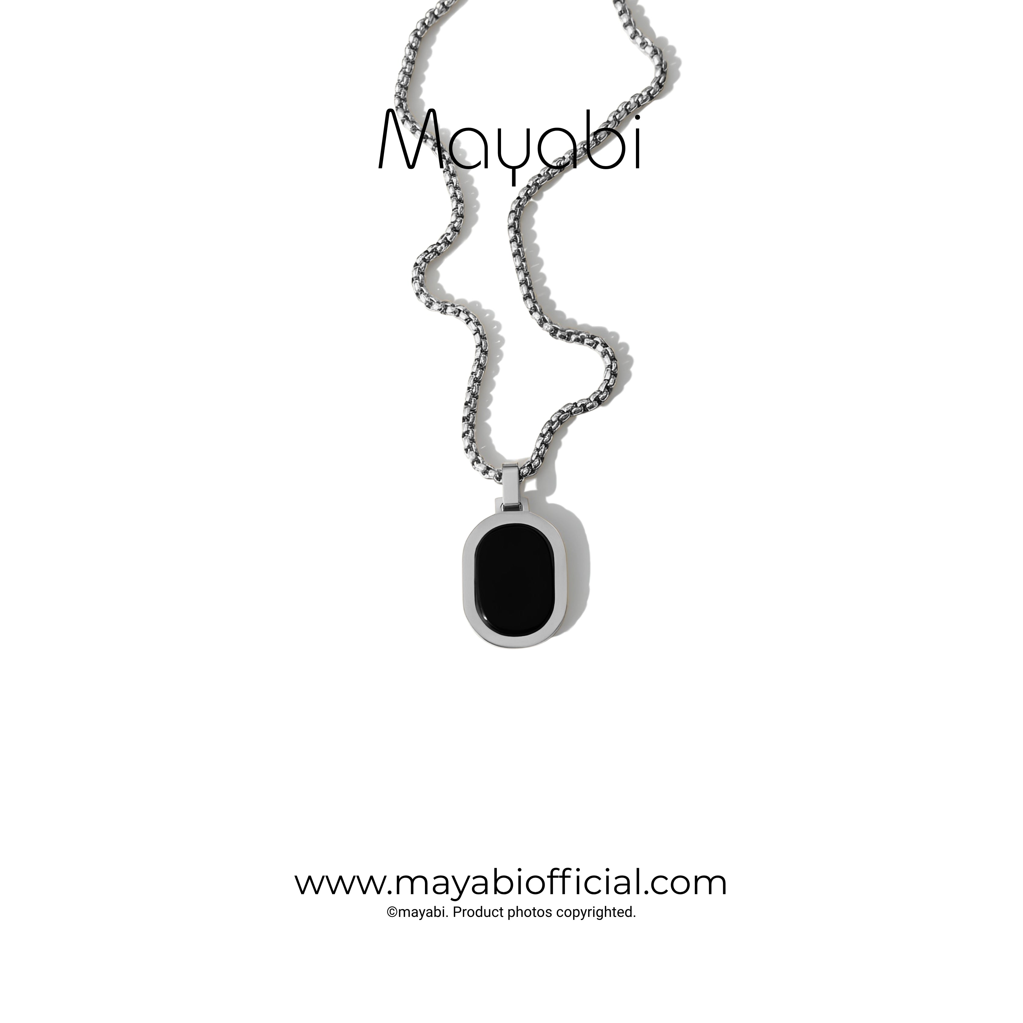 Mayabi Celine Onyx  Pendant With Chain