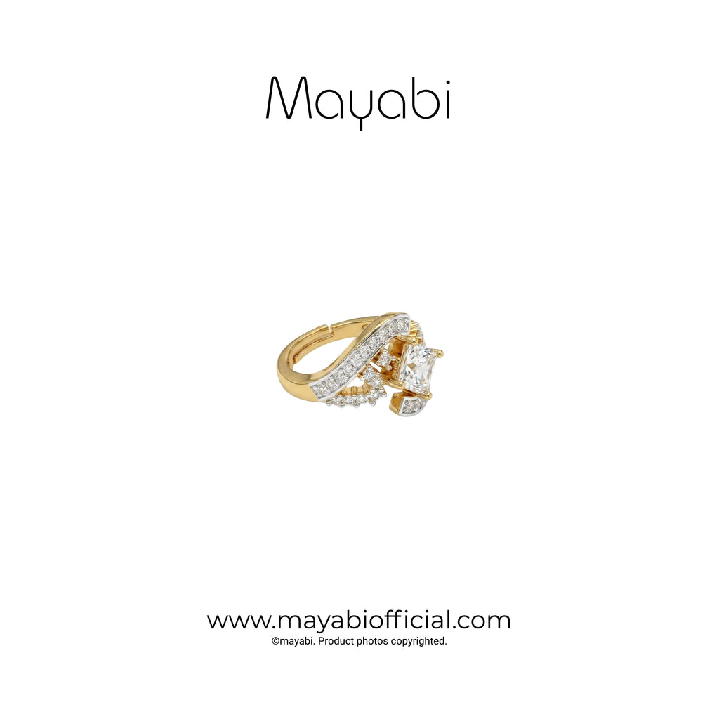 Mayabi Stellar Embrace - 18K Gold Plated Ring