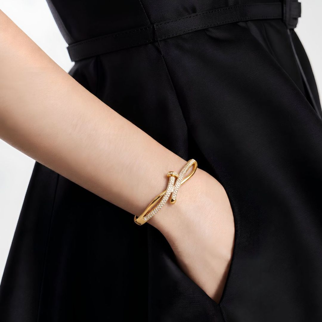 Mayabi Kira Nail - 18K Gold Plated Bangle