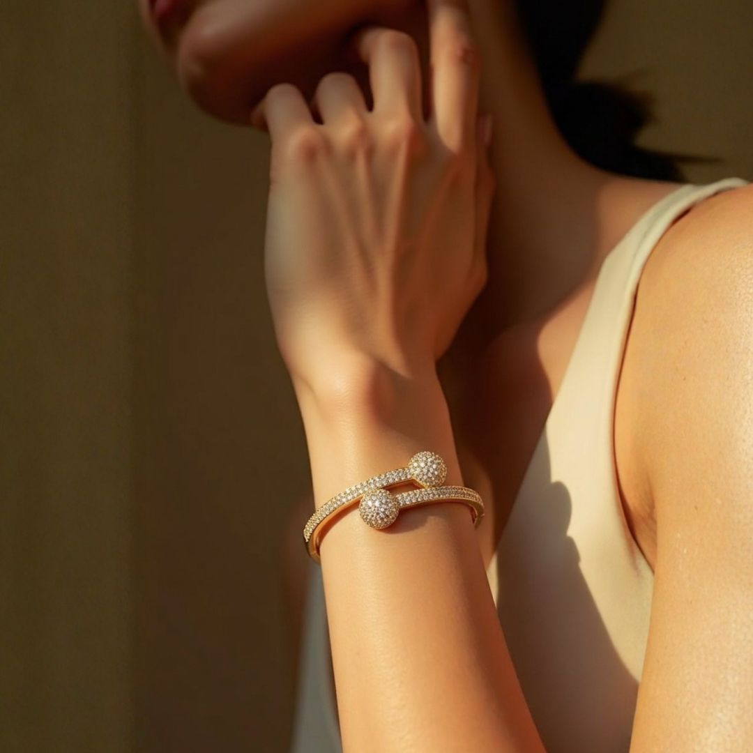 Mayabi Twin Bloom - 18K Gold Plated Bangle