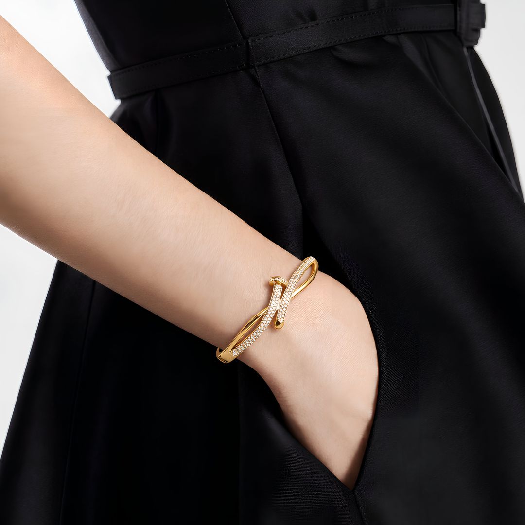 Mayabi Kira Nail - 18K Gold Plated Bangle