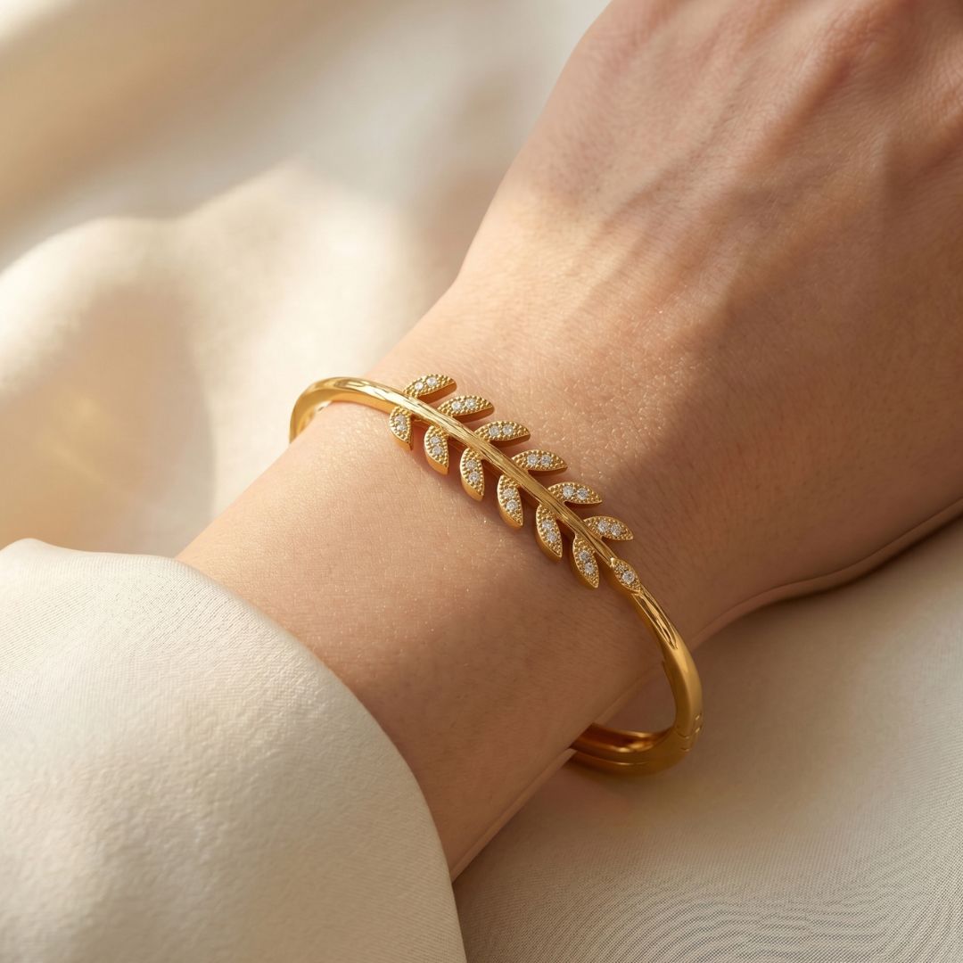 Mayabi Xyla - 18K Gold Plated Bangle