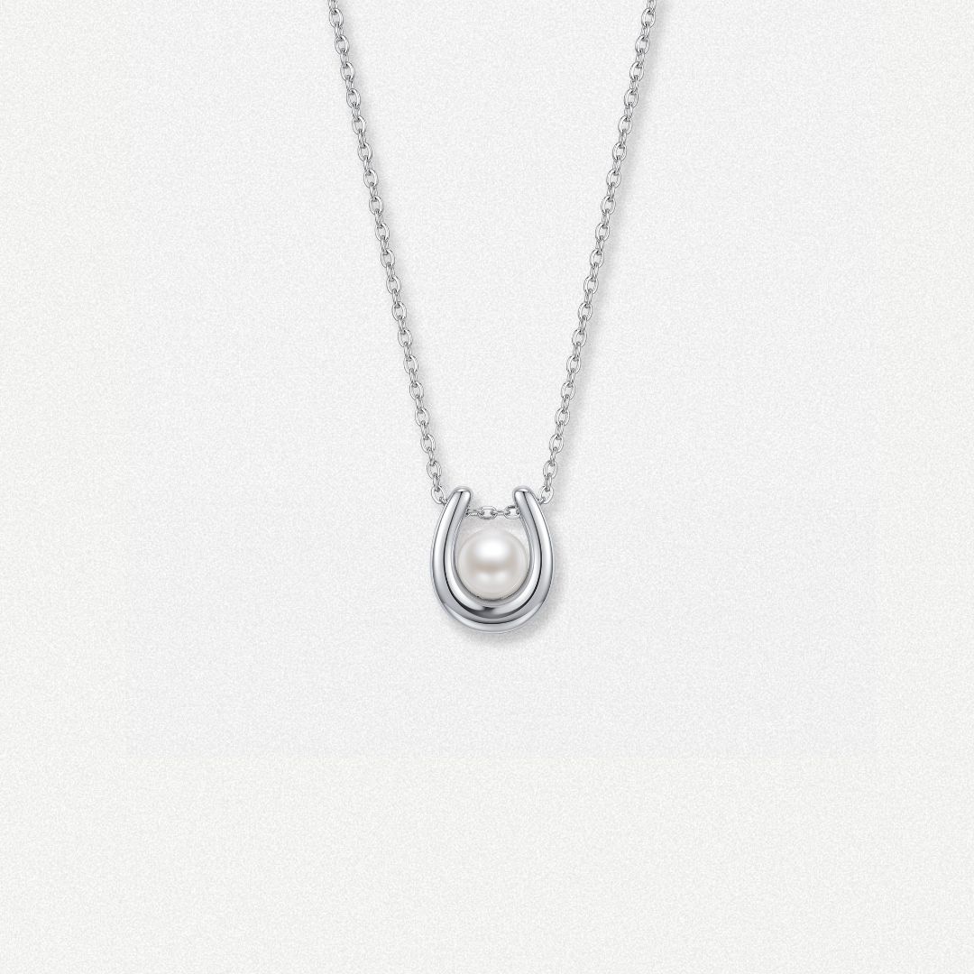 Silver Crescent – 18K Silver Toned Necklace